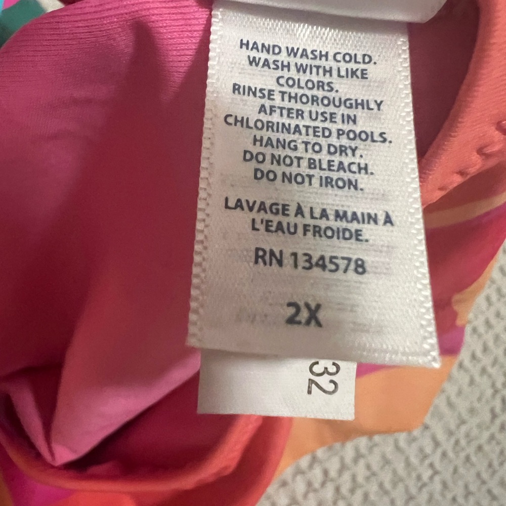 Vineyard Vines sconset one piece swimsuit - Picture 6 of 6